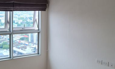 Продажа 2 спальни кондо в Mueang Samut Prakan, Самутпракан