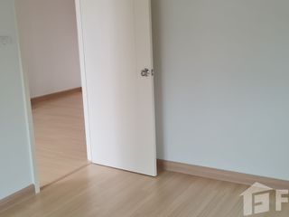 For sale 2 bedrooms condo in Mueang Samut Prakan, Samut Prakan
