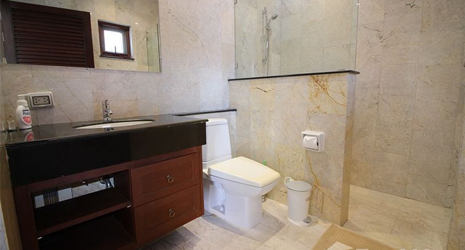 À vendre 4 chambres villa à Hua Hin, Prachuap Khiri Khan