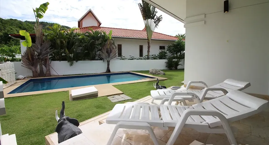 À vendre 4 chambres villa à Hua Hin, Prachuap Khiri Khan