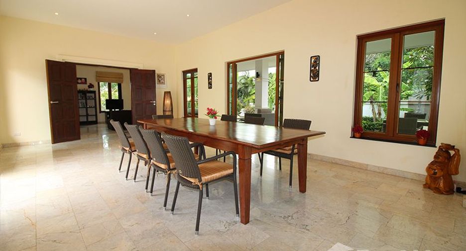 À vendre 4 chambres villa à Hua Hin, Prachuap Khiri Khan