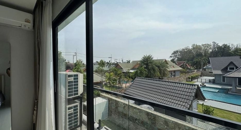 For rent 3 bedrooms villa in Bang Lamung, Chonburi