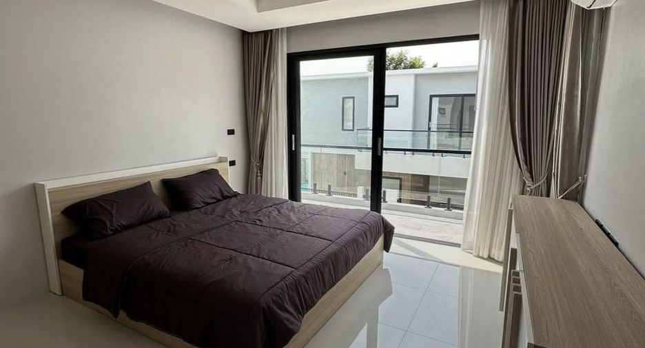 For rent 3 bedrooms villa in Bang Lamung, Chonburi