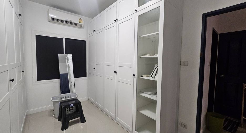 For sale 3 bedrooms house in Hua Hin, Prachuap Khiri Khan