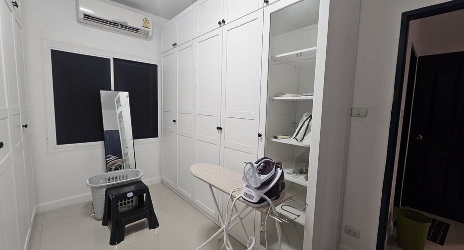 For sale 3 bedrooms house in Hua Hin, Prachuap Khiri Khan