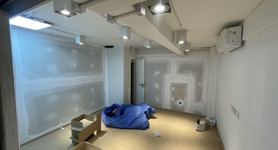 For sale and for rent 10 bedrooms retail Space in Khan Na Yao, Bangkok