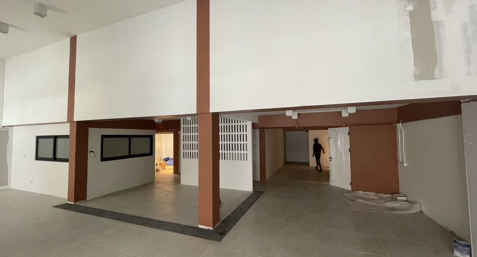 For sale and for rent 10 bedrooms retail Space in Khan Na Yao, Bangkok