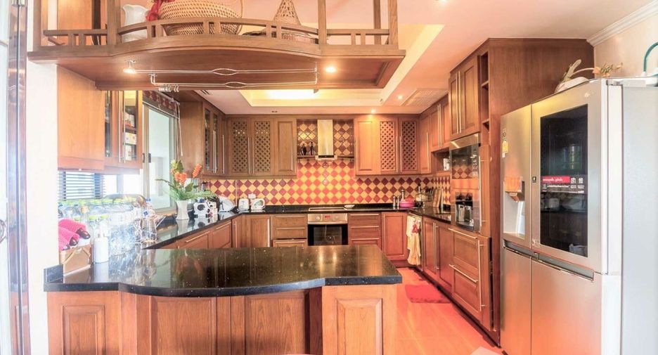 For sale 2 bedrooms condo in Cha Am, Phetchaburi