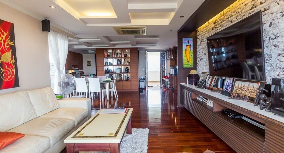For sale 2 bedrooms condo in Cha Am, Phetchaburi