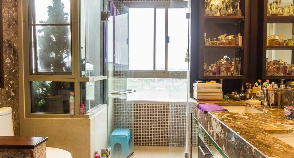For sale 2 bedrooms condo in Cha Am, Phetchaburi