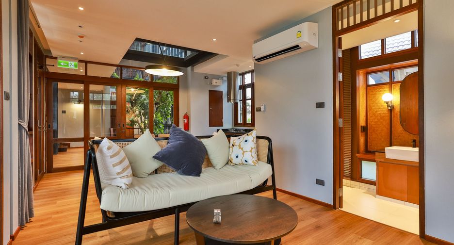 For sale 6 bedrooms villa in Mueang Krabi, Krabi