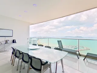À vendre et à louer 4 chambres condo à Na Jomtien, Pattaya