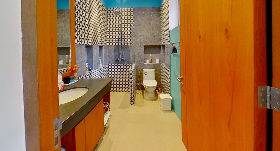 À vendre et à louer 4 chambres villa à Hua Hin, Prachuap Khiri Khan