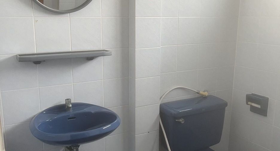 For sale 3 bedrooms house in Don Mueang, Bangkok