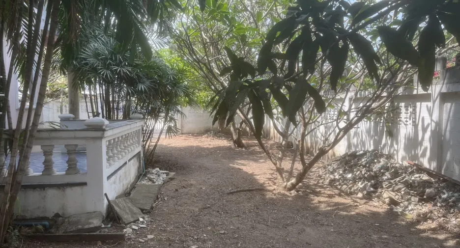 For sale 3 ベッドルーム house in Don Mueang, Bangkok