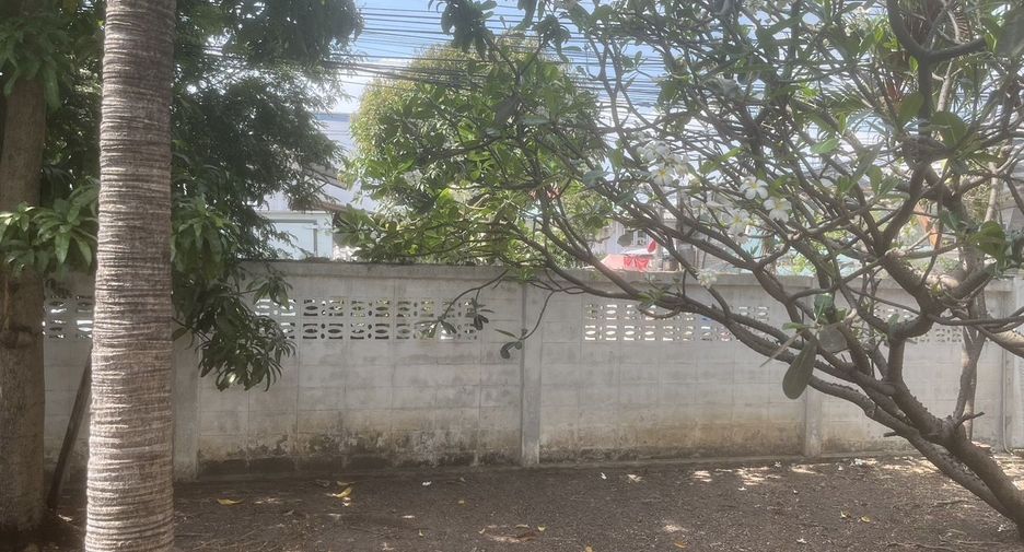 For sale 3 bedrooms house in Don Mueang, Bangkok
