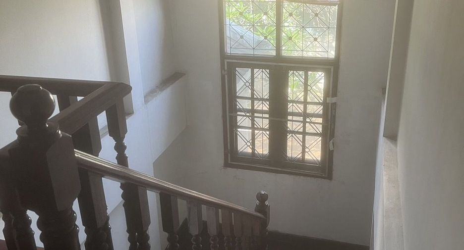 For sale 3 bedrooms house in Don Mueang, Bangkok