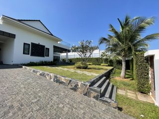 À vendre et à louer 3 chambres villa à Hua Hin, Prachuap Khiri Khan