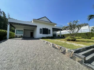 Villa en venta y en alquiler de 3 habitaciones en Hua Hin, Prachuap Khiri Khan