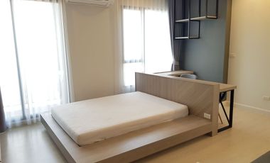 For sale そして for rent スタジオ condo in Watthana, Bangkok