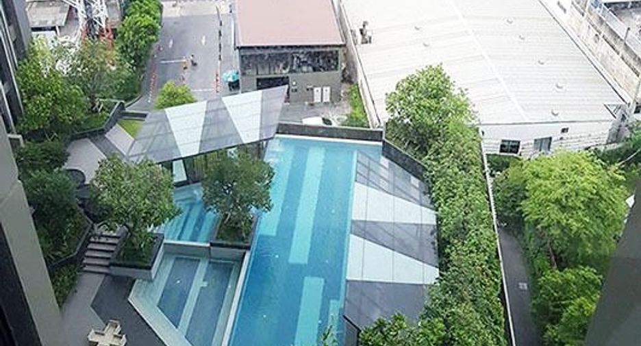 For sale and for rent studio condo in Watthana, Bangkok