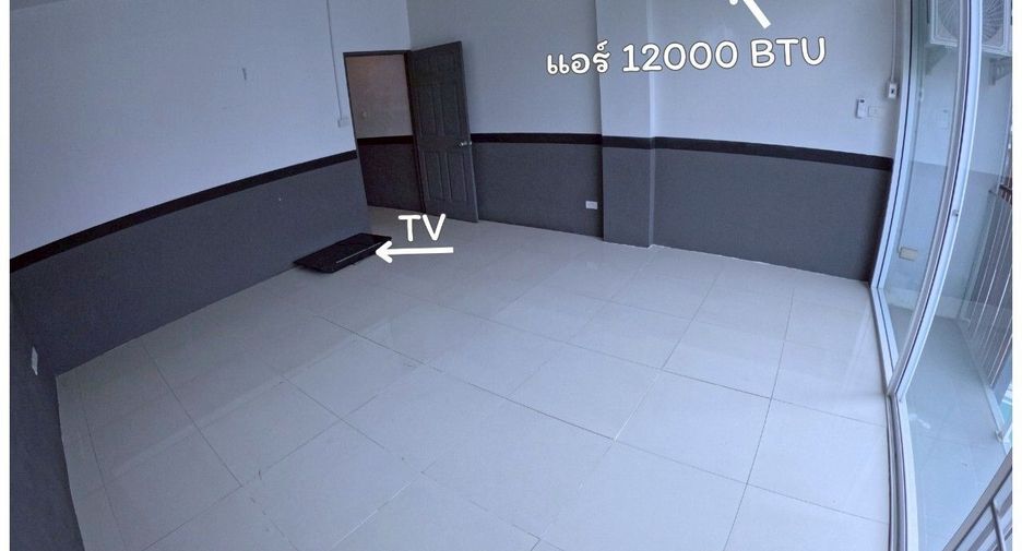 For rent 3 bedrooms townhouse in Mueang Chiang Mai, Chiang Mai