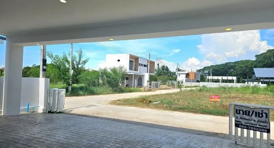 For sale 3 bedrooms house in Saraphi, Chiang Mai