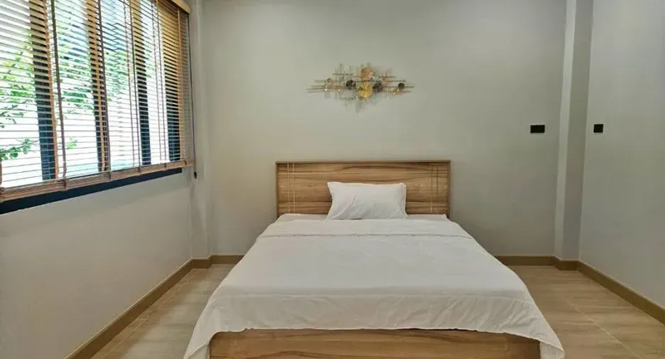 For sale 3 bedrooms house in Saraphi, Chiang Mai
