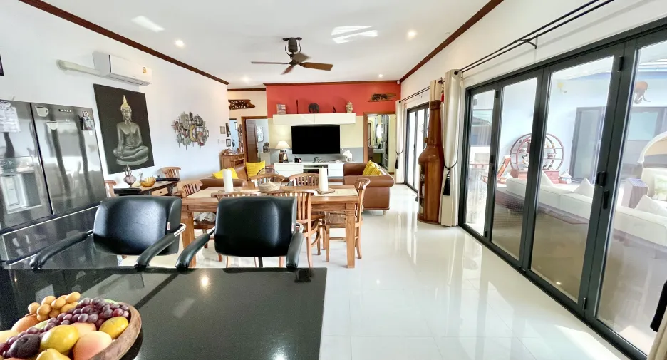 For sale 5 bedrooms villa in Hua Hin, Prachuap Khiri Khan