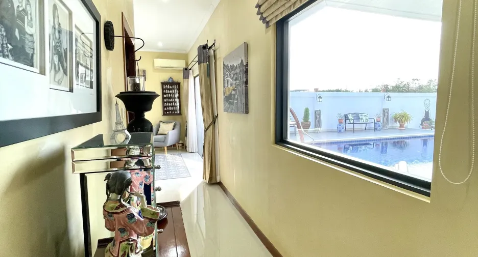 For sale 5 bedrooms villa in Hua Hin, Prachuap Khiri Khan