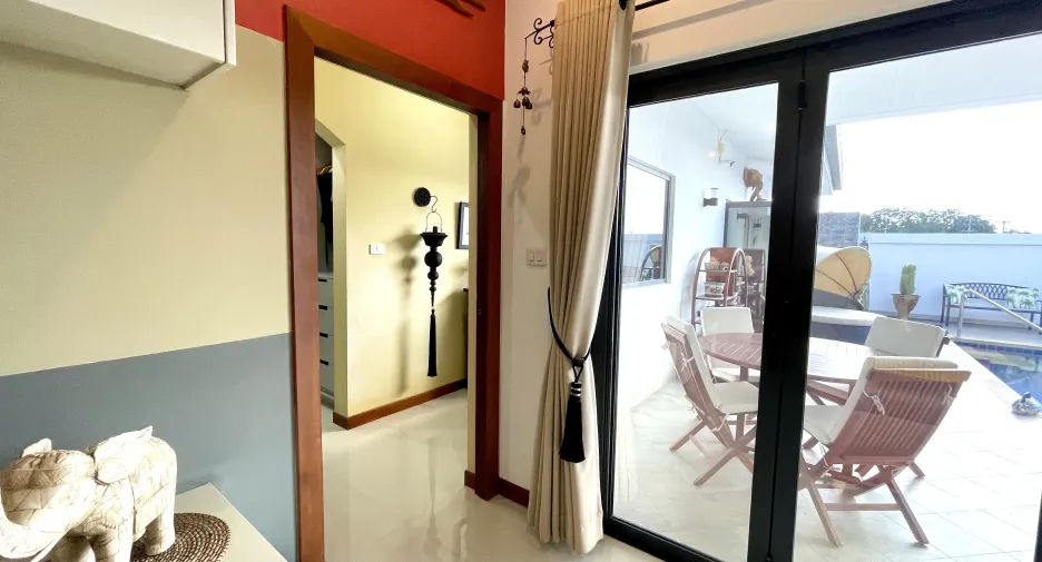 For sale 5 bedrooms villa in Hua Hin, Prachuap Khiri Khan