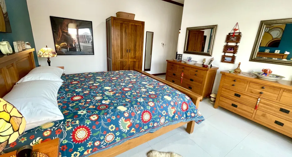 For sale 5 bedrooms villa in Hua Hin, Prachuap Khiri Khan