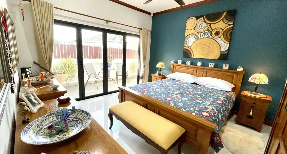 For sale 5 bedrooms villa in Hua Hin, Prachuap Khiri Khan
