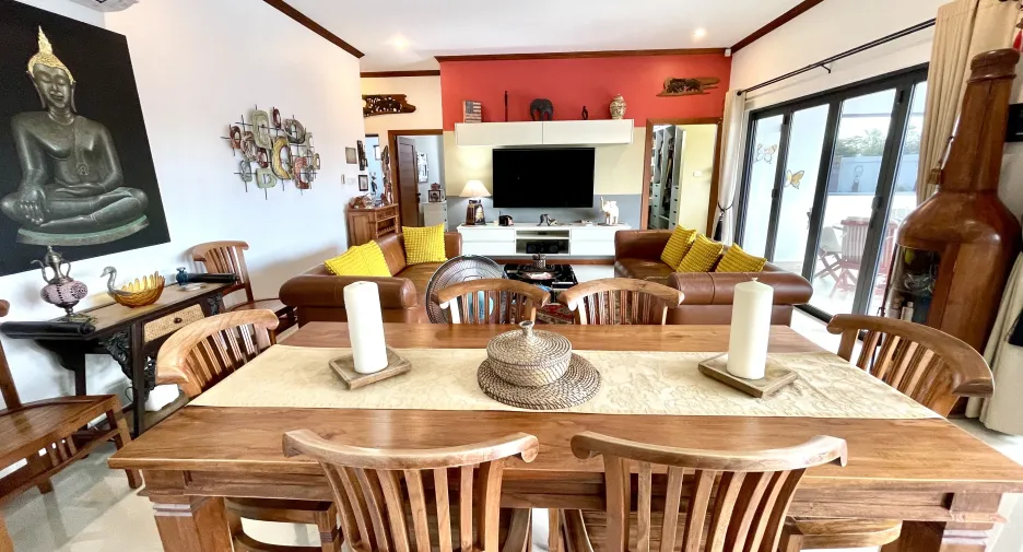 For sale 5 bedrooms villa in Hua Hin, Prachuap Khiri Khan