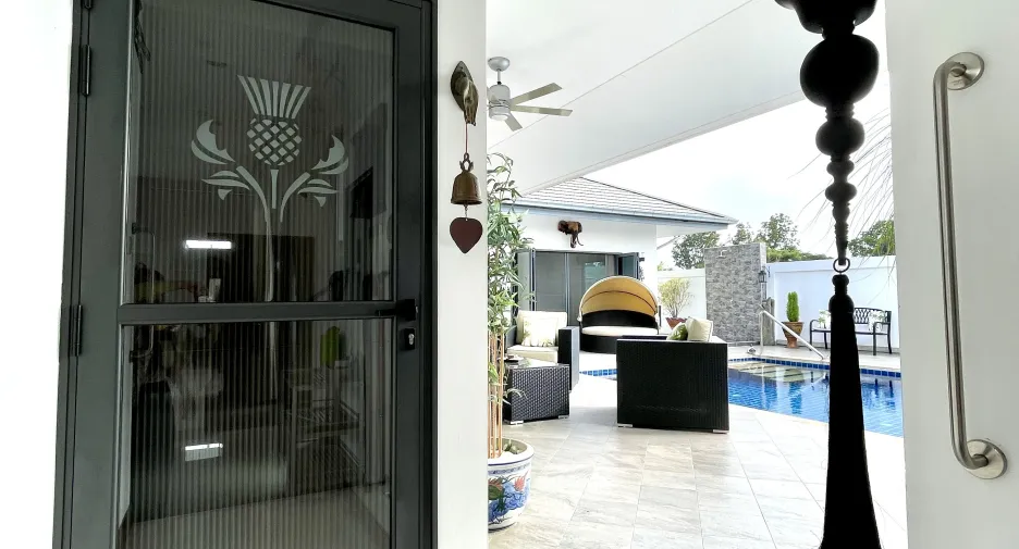 For sale 5 bedrooms villa in Hua Hin, Prachuap Khiri Khan