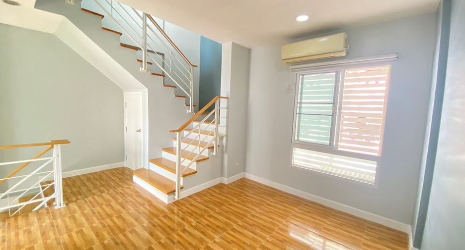 For sale and for rent 3 bedrooms house in Bang Kapi, Bangkok