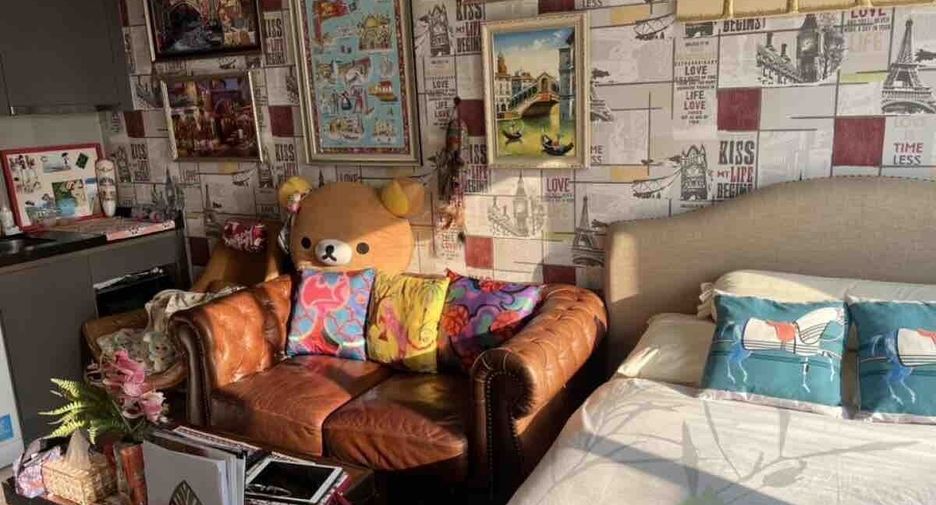 For sale studio condo in Huai Khwang, Bangkok