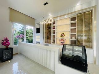 For rent 6 bedrooms villa in Saraphi, Chiang Mai