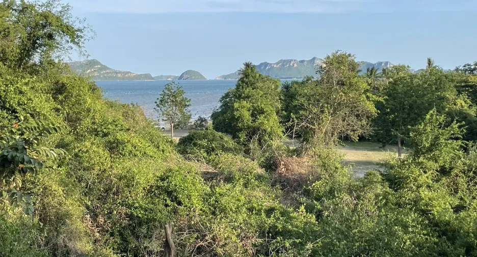 For rent 3 bedrooms house in Sam Roi Yot, Prachuap Khiri Khan