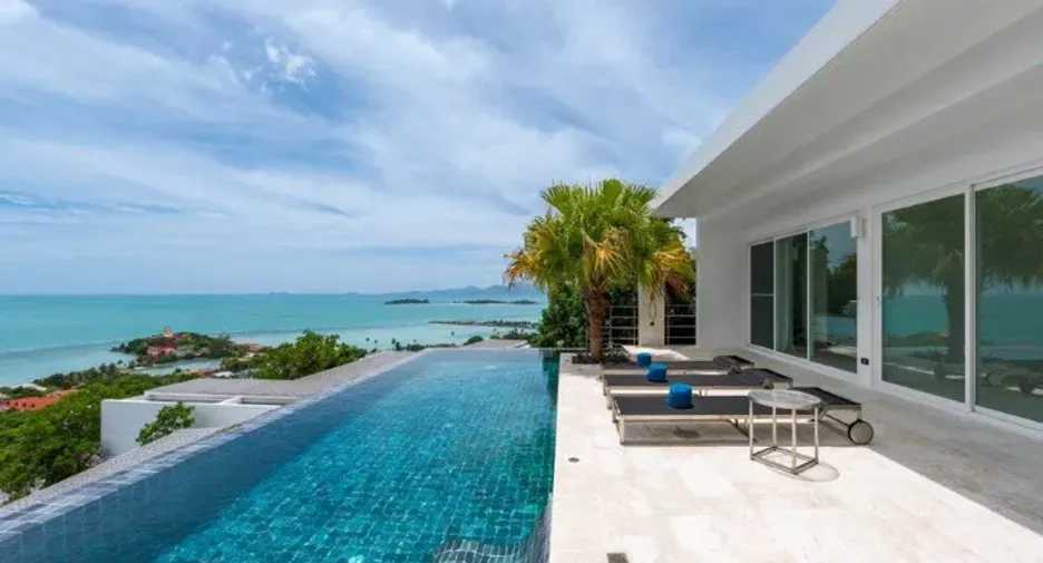 À louer 4 chambres villa à Ko Samui, Surat Thani