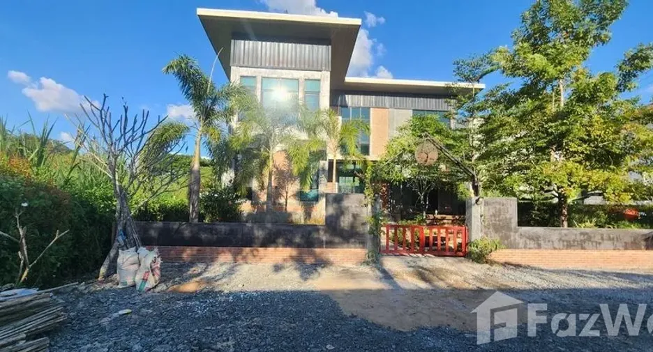 For sale そして for rent 6 ベッドルーム house in Mueang Chiang Mai, Chiang Mai