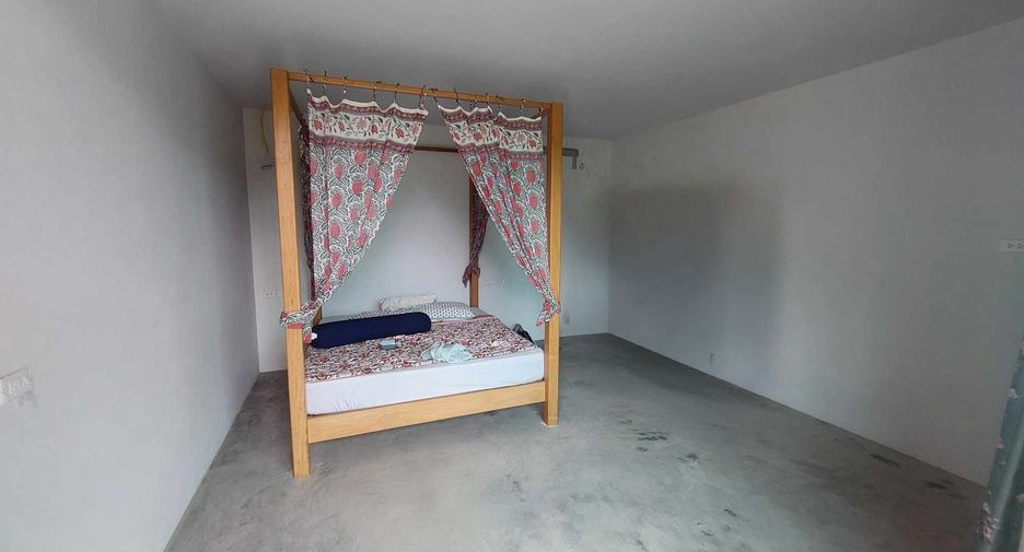 For sale 4 bedrooms villa in Ko Pha-ngan, Surat Thani