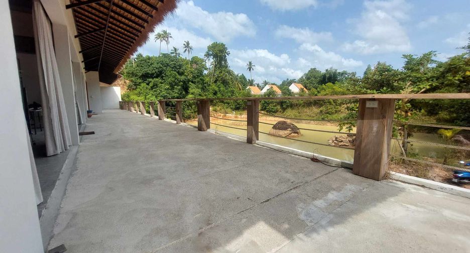 For sale 4 bedrooms villa in Ko Pha-ngan, Surat Thani