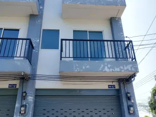 For sale 2 bedrooms townhouse in Mae Rim, Chiang Mai