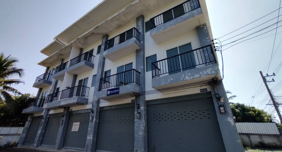 For sale 2 bedrooms townhouse in Mae Rim, Chiang Mai