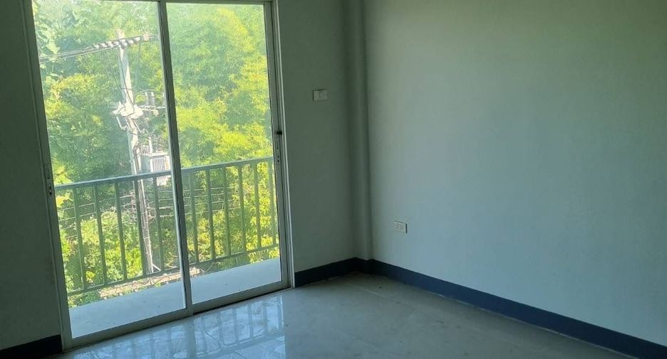For sale 2 bedrooms townhouse in Mae Rim, Chiang Mai