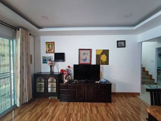 For sale 4 bedrooms house in Mueang Chiang Mai, Chiang Mai