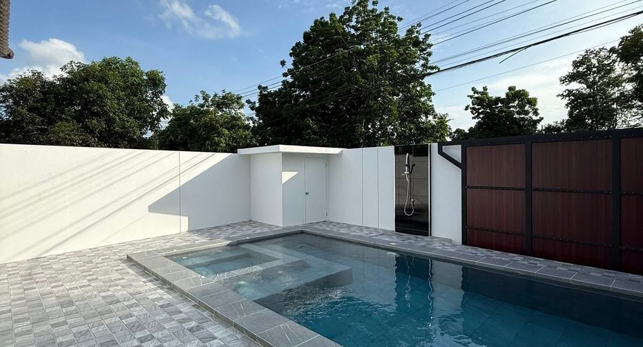 À louer 3 chambres villa à Huay Yai, Pattaya