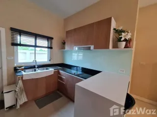 Villa en alquiler de 3 habitaciones en Bang Lamung, Chonburi