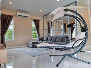 Villa en alquiler de 3 habitaciones en Bang Lamung, Chonburi